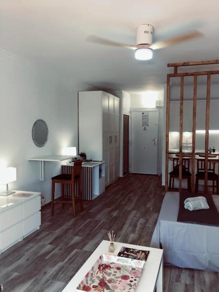 Puerto Banus Apartment Near Beachfront, Sunny Terrace, Pool, Tennis Court, Parking And Movies Projector Marbella Luaran gambar